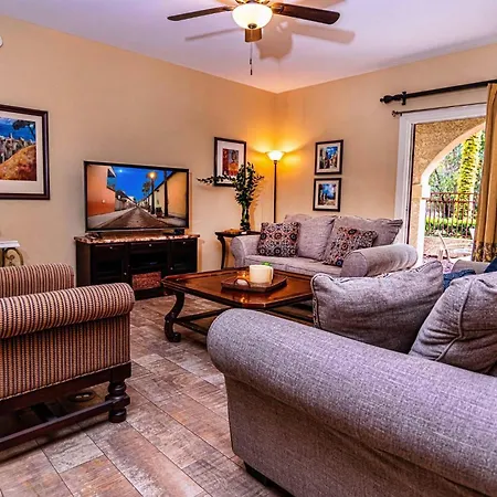 Peaceful 2 Bedroom 2 Ba Ground Floor W Bbq And Fenced Courtyard 6107-2